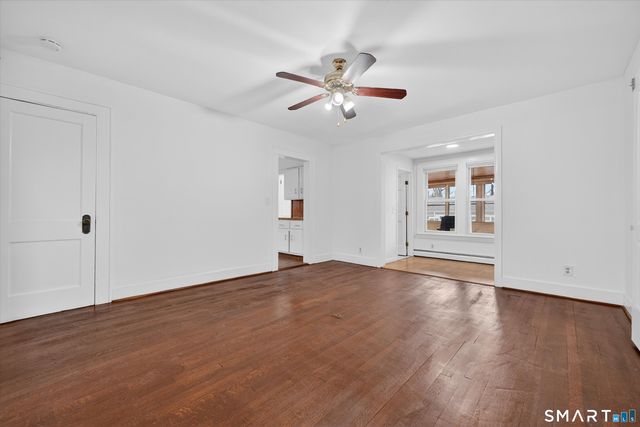 170 Huntington Turnpike, Bridgeport, CT 06610