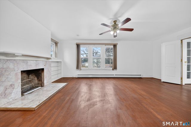 170 Huntington Turnpike, Bridgeport, CT 06610