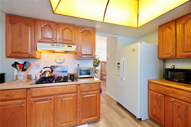7338 THORPP AVENUE, Brooksville, FL 34613