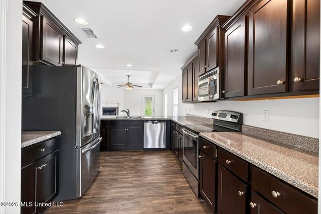 18272 Cardinal Lane, Gulfport, MS 39503