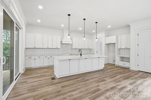 301 Spanish Oak Lane, Gastonia, NC 28056