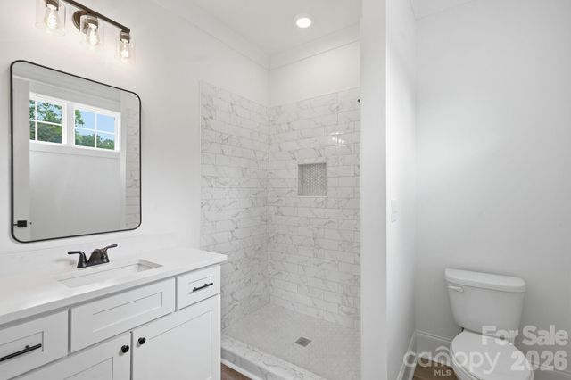 301 Spanish Oak Lane, Gastonia, NC 28056