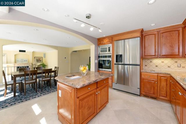 3139 3139 Deerpark Dr, Walnut Creek, CA 94598