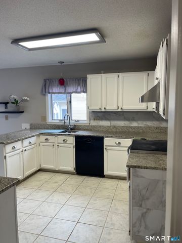 163 Trotters Way, Torrington, CT 06790