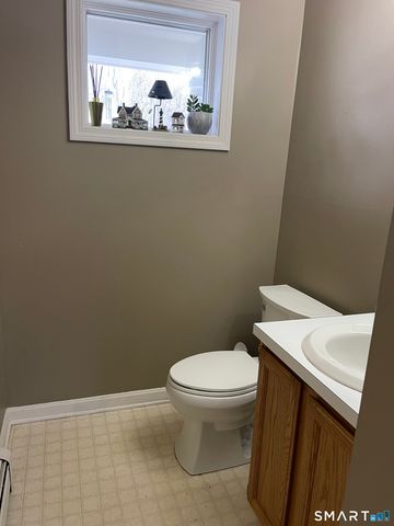 163 Trotters Way, Torrington, CT 06790