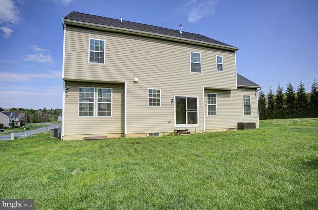 11606 HONEY RUN LN, Waynesboro, PA 17268