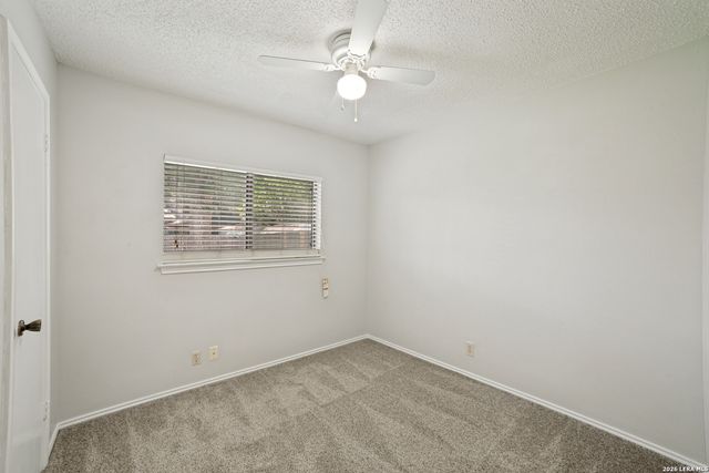 2922 Ash Field Dr, San Antonio, TX 78245