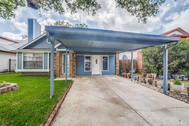 2922 Ash Field Dr, San Antonio, TX 78245