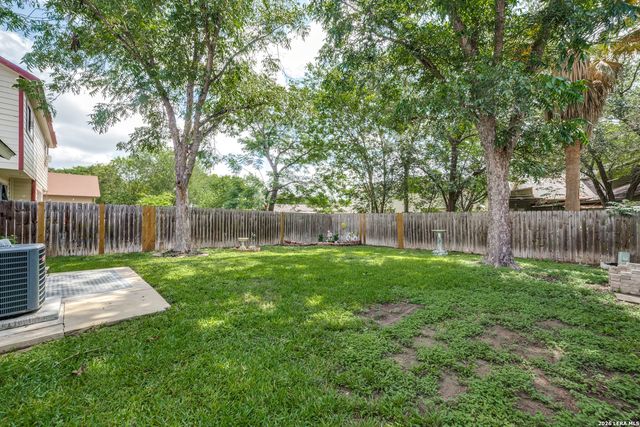 2922 Ash Field Dr, San Antonio, TX 78245