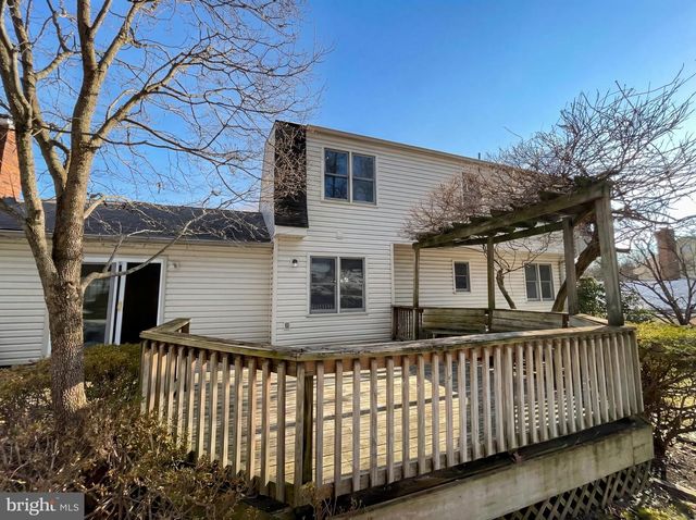 2304 HOLLY SPRING DR, Silver Spring, MD 20905