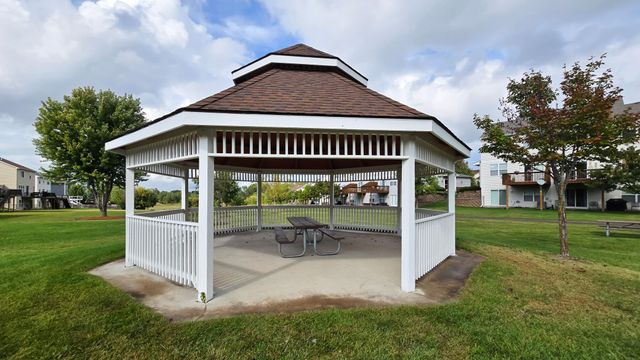 14336 Brookmere Boulevard NW, Prior Lake, MN 55372