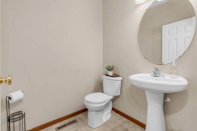 14336 Brookmere Boulevard NW, Prior Lake, MN 55372