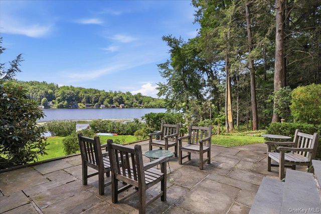 56 Twin Lakes Road, South Salem, NY 10590