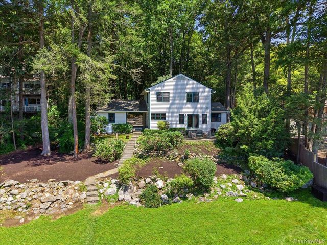 56 Twin Lakes Road, South Salem, NY 10590