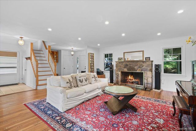 56 Twin Lakes Road, South Salem, NY 10590