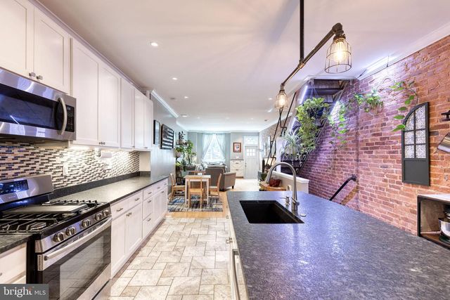 216 S HIGHLAND AVE, Baltimore, MD 21224