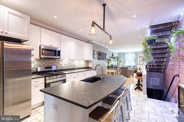 216 S HIGHLAND AVE, Baltimore, MD 21224