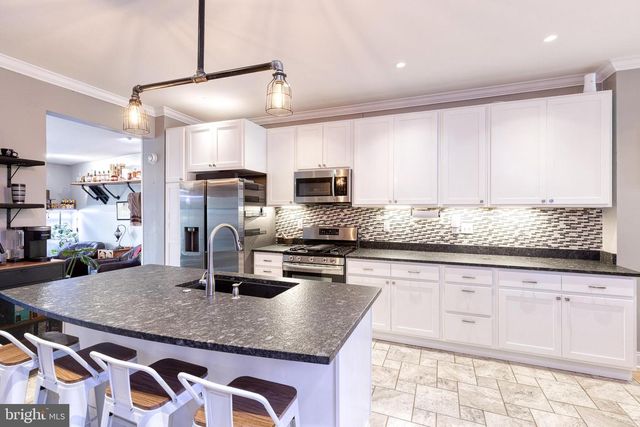 216 S HIGHLAND AVE, Baltimore, MD 21224