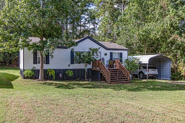 111 Samantha Lane, Huntsville, TX 77340