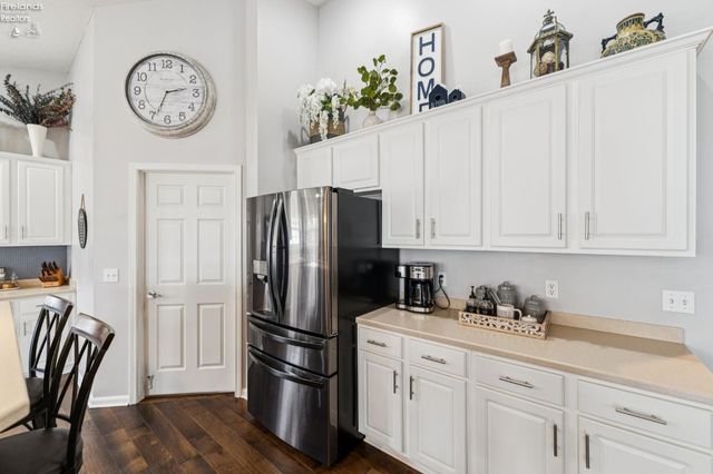 1235 Cherokee, Vermilion, OH 44089