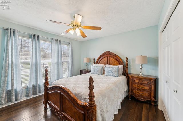 1235 Cherokee, Vermilion, OH 44089