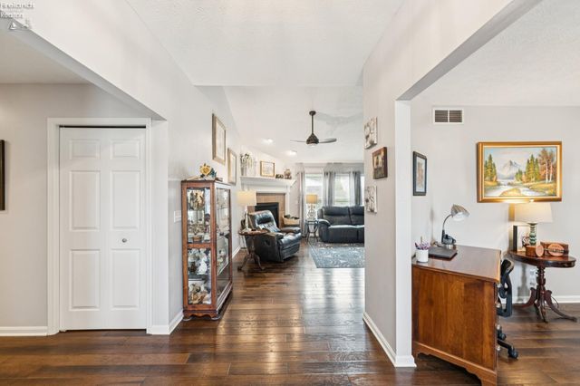 1235 Cherokee, Vermilion, OH 44089