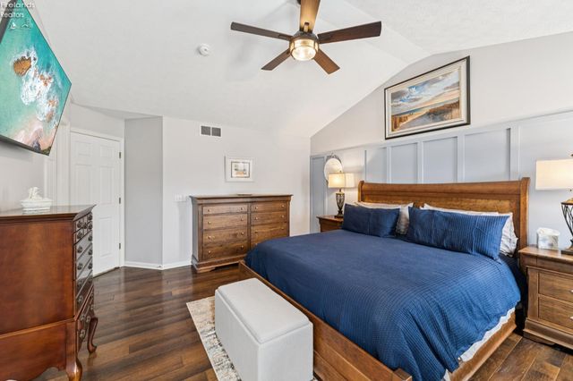 1235 Cherokee, Vermilion, OH 44089