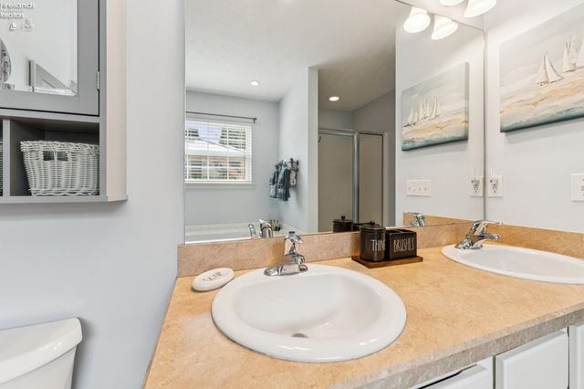 1235 Cherokee, Vermilion, OH 44089