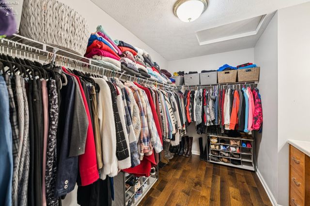 1235 Cherokee, Vermilion, OH 44089