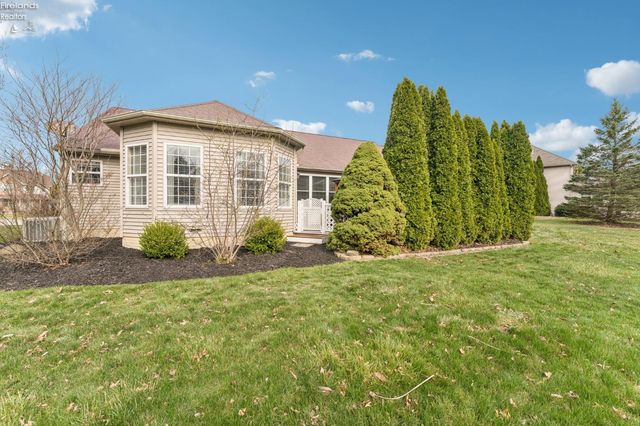 1235 Cherokee, Vermilion, OH 44089