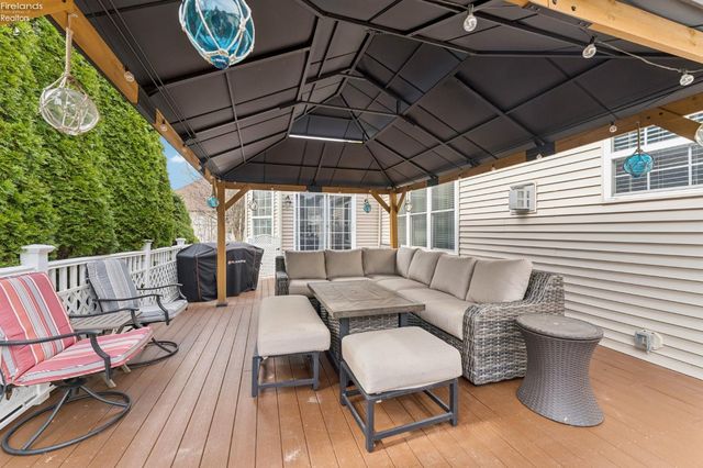 1235 Cherokee, Vermilion, OH 44089