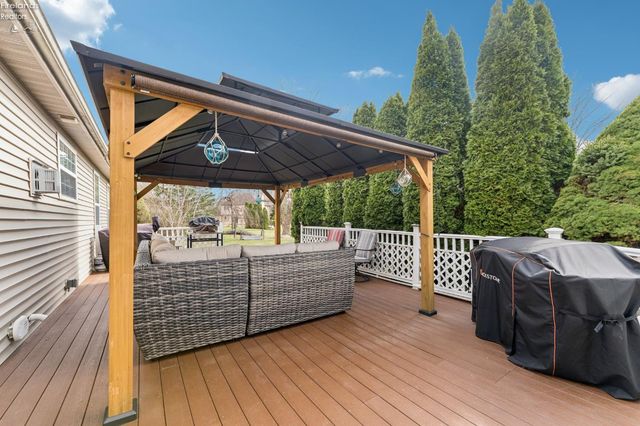 1235 Cherokee, Vermilion, OH 44089