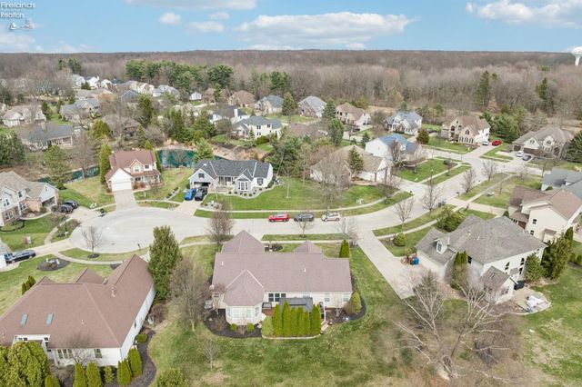 1235 Cherokee, Vermilion, OH 44089