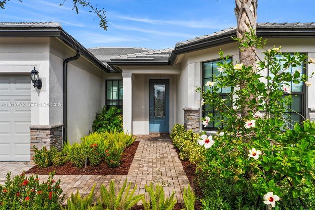 2715 Primrose Pl, Oakland Park, FL 33309