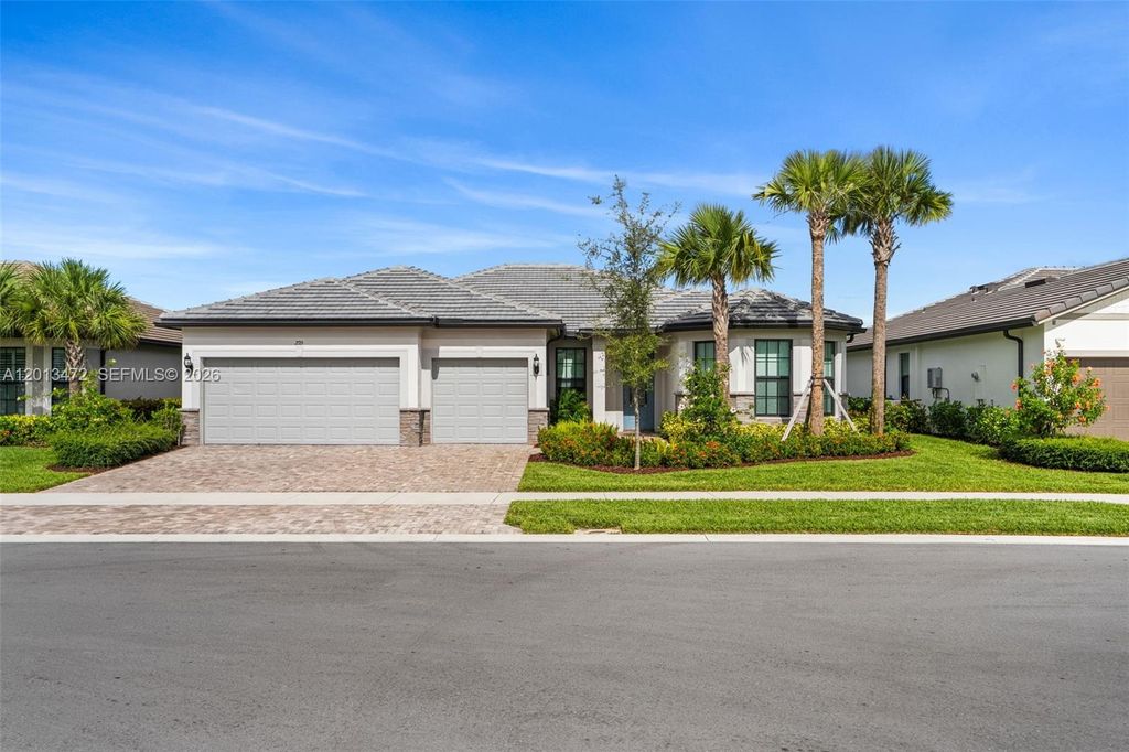 2715 Primrose Pl, Oakland Park, FL 33309