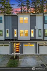 13717 Admiralty Way #G4, Lynnwood, WA 98087