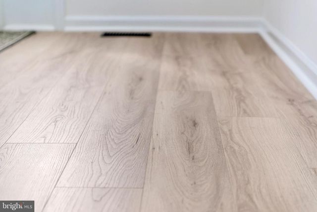 5809 SHANA PL, Burke, VA 22015