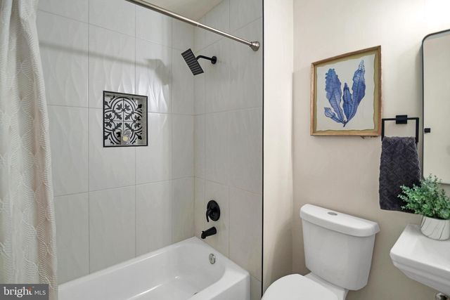 5809 SHANA PL, Burke, VA 22015