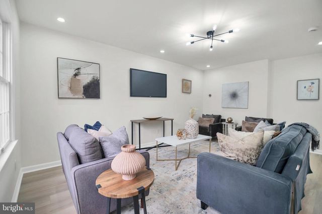 5809 SHANA PL, Burke, VA 22015