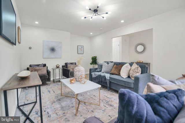 5809 SHANA PL, Burke, VA 22015