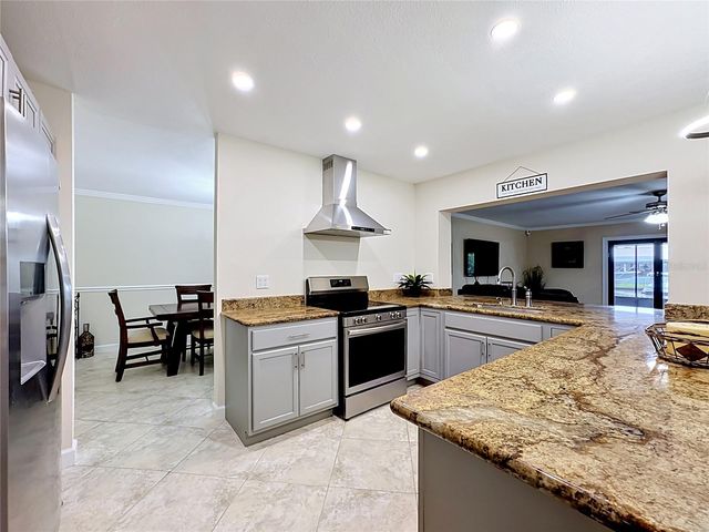 6517 SOLITAIRE PALM WAY, Apollo Beach, FL 33572