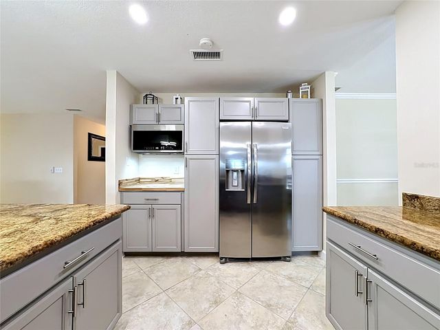 6517 SOLITAIRE PALM WAY, Apollo Beach, FL 33572
