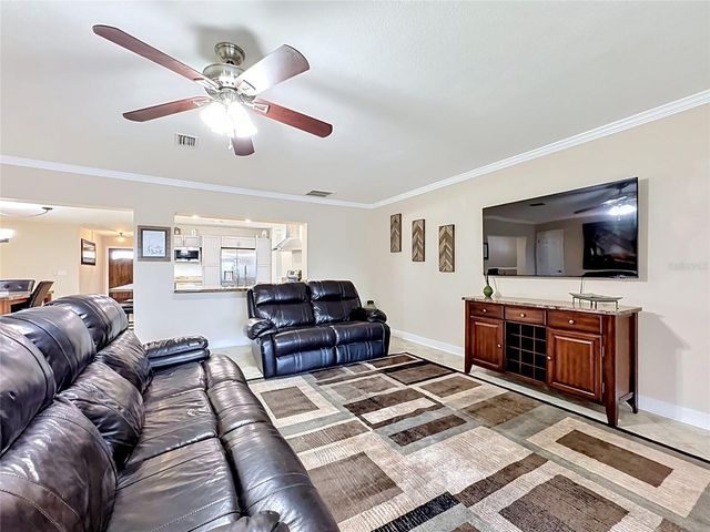 6517 SOLITAIRE PALM WAY, Apollo Beach, FL 33572