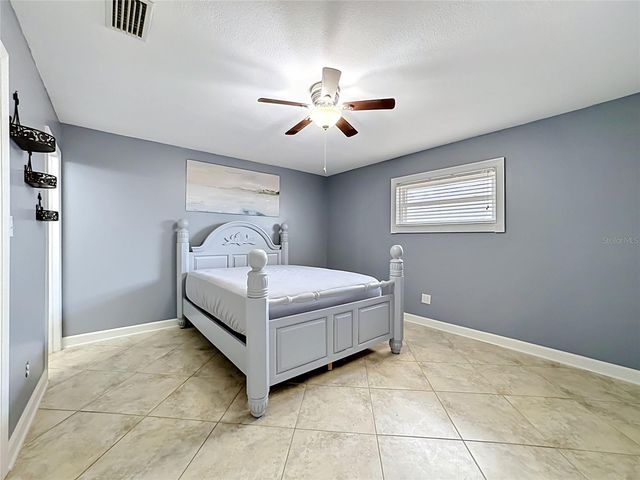 6517 SOLITAIRE PALM WAY, Apollo Beach, FL 33572