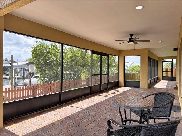 6517 SOLITAIRE PALM WAY, Apollo Beach, FL 33572