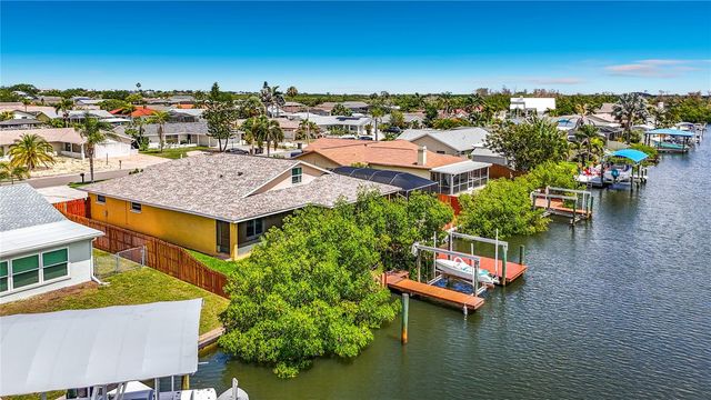 6517 SOLITAIRE PALM WAY, Apollo Beach, FL 33572