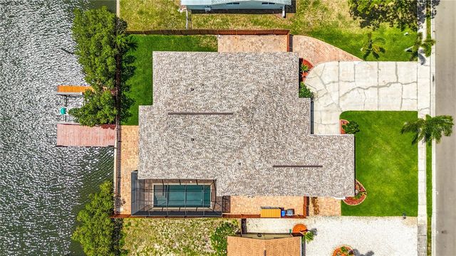 6517 SOLITAIRE PALM WAY, Apollo Beach, FL 33572