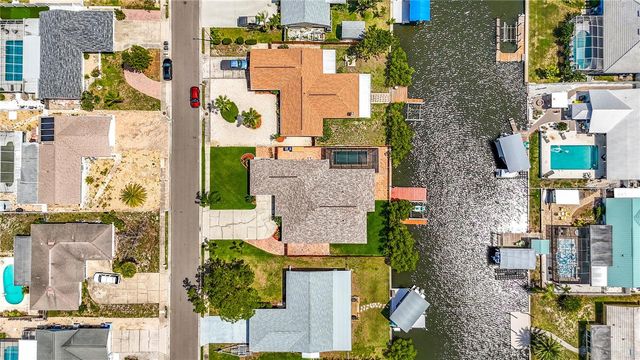 6517 SOLITAIRE PALM WAY, Apollo Beach, FL 33572
