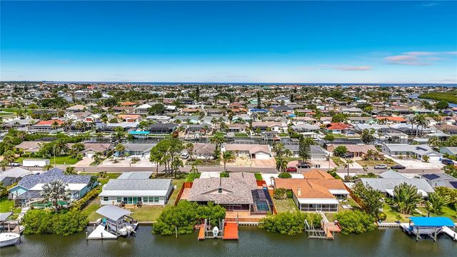 6517 SOLITAIRE PALM WAY, Apollo Beach, FL 33572