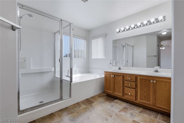 902 Royalmile Way, North Las Vegas, NV 89032